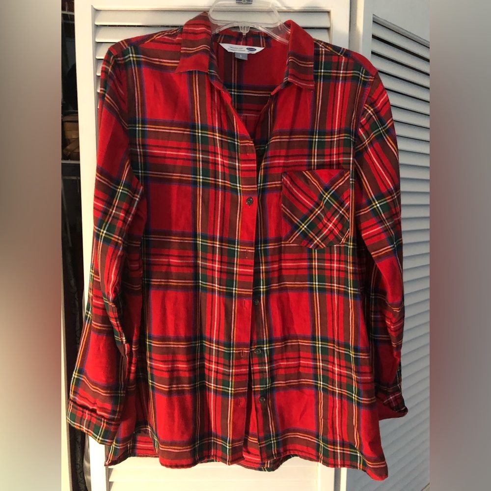 Plaid red top